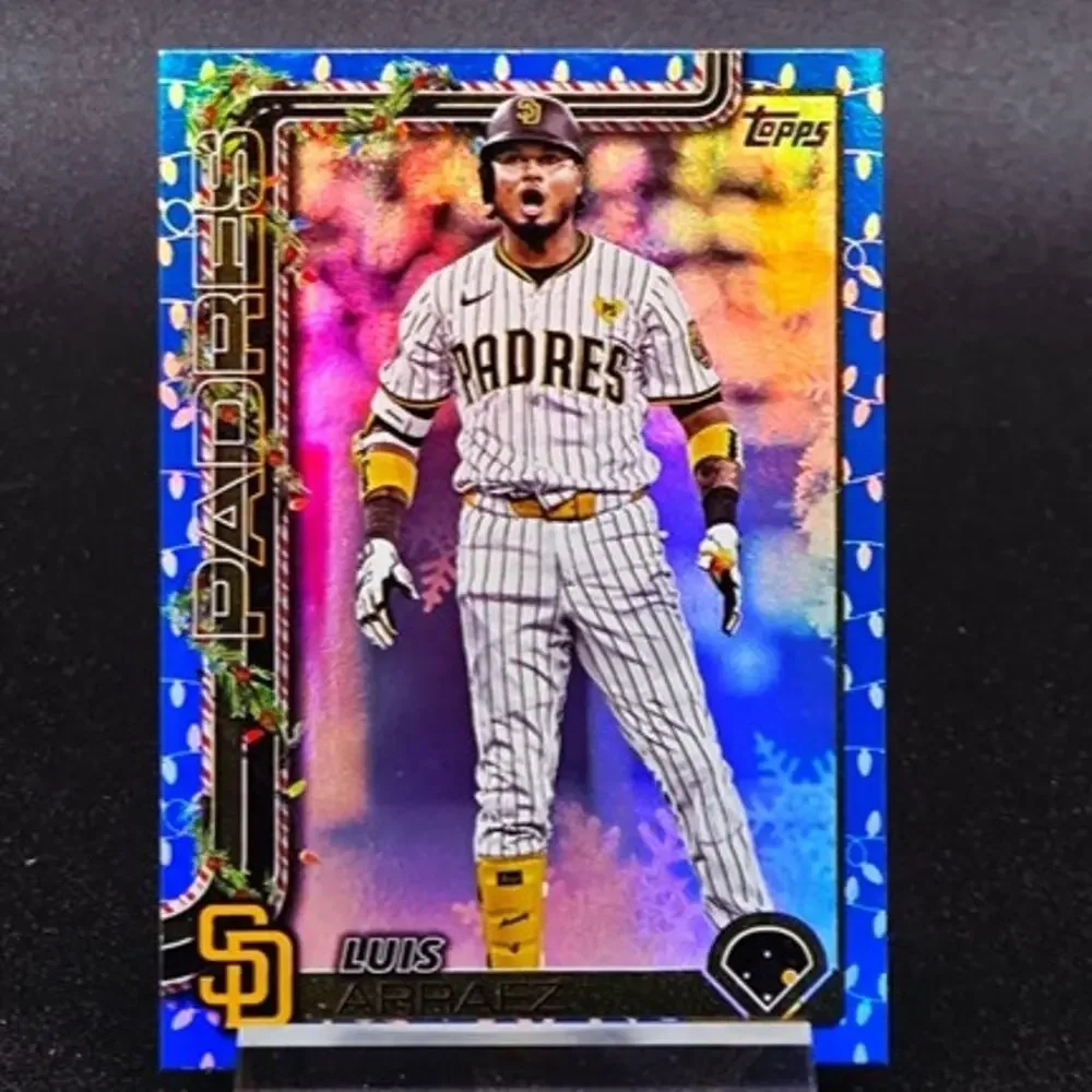 Luis Arráez Topps Chrome Holiday Lights Sparkle /199 Giants and Padres Star